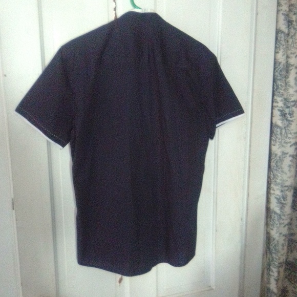 D&R Size large designer top cotton lycra impeccably made store in the Carolinas - Picture 3 of 5